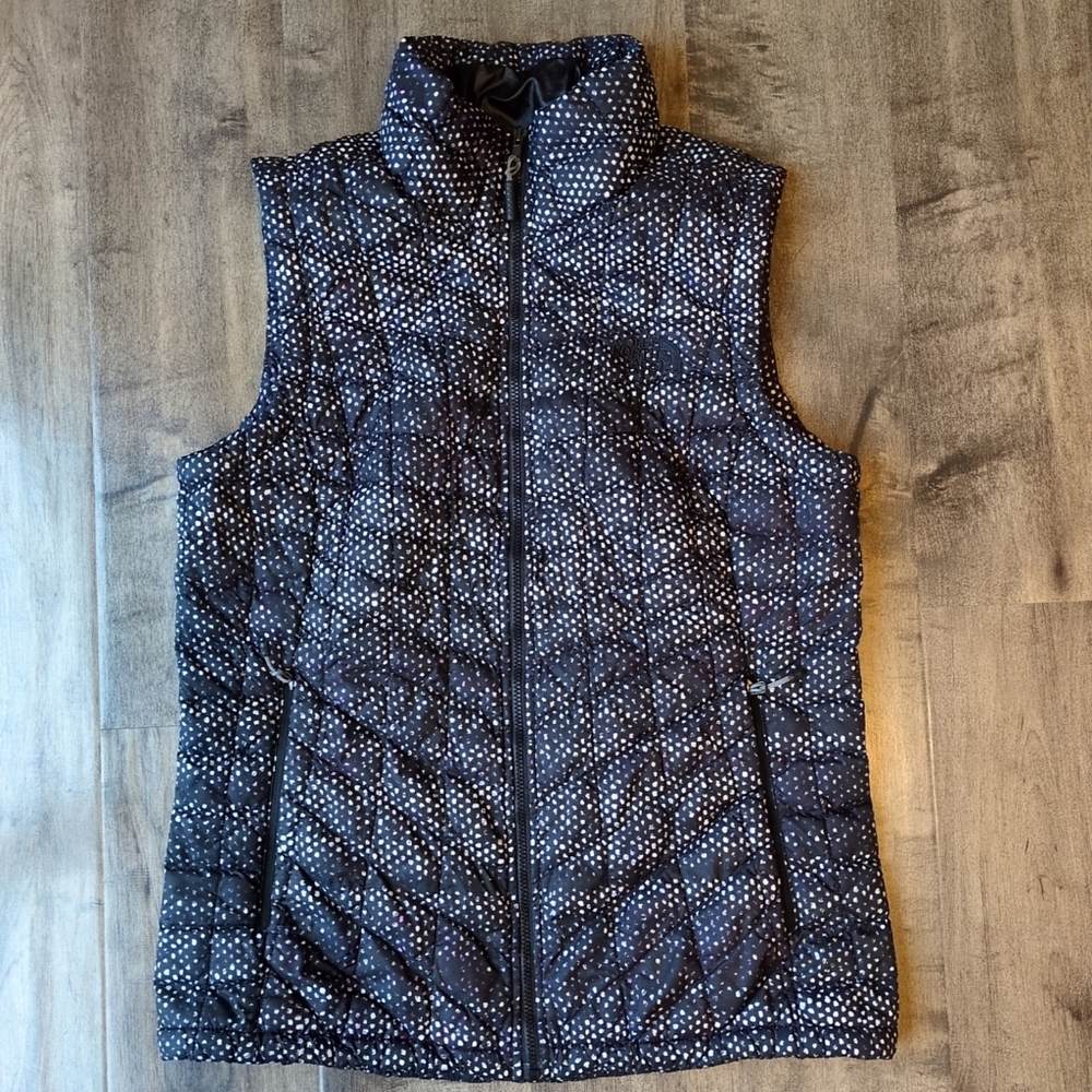 The North Face Womens ThermoBall Eco Puffer Vest Black Confetti Size Small